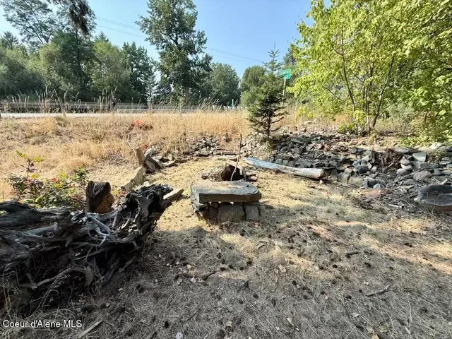 $190,000 | 14 Creekside Lane, Hope, ID 83836