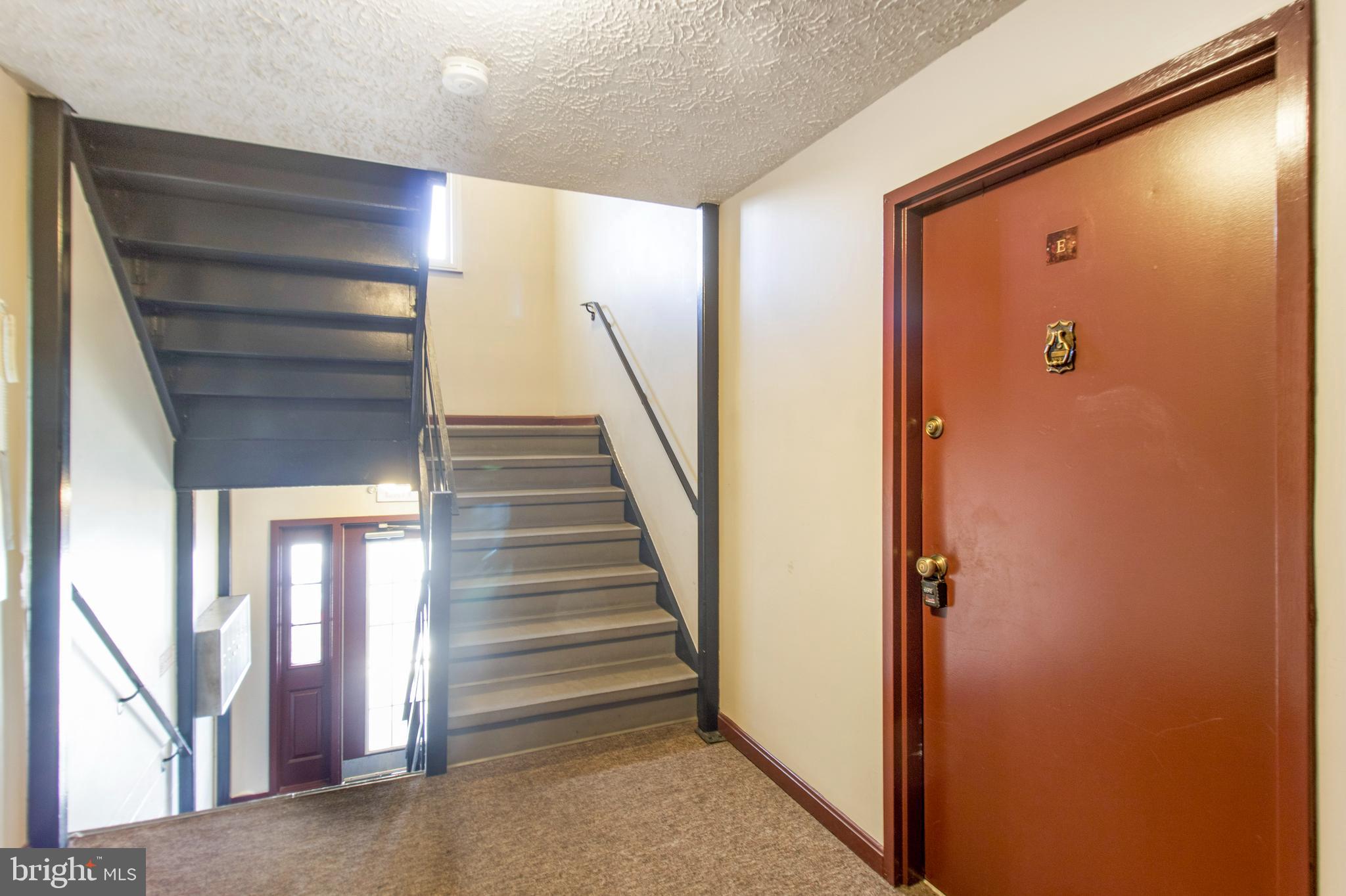 997 Heather Ridge Drive, Unit E Frederick, MD 21702 - Photo 3 of 26 Gallery Image 3