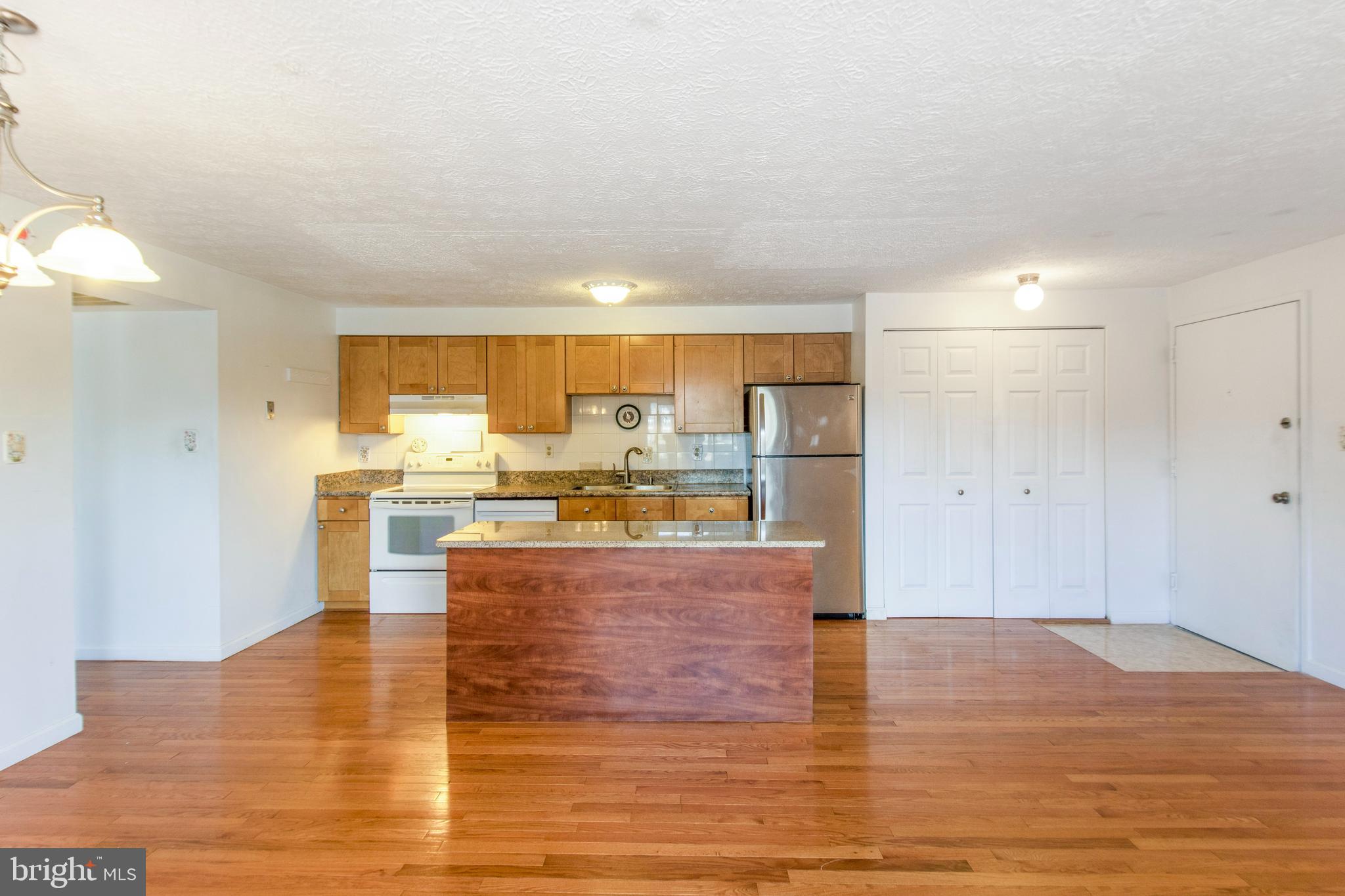 997 Heather Ridge Drive, Unit E Frederick, MD 21702 - Photo 8 of 26 Gallery Image 8