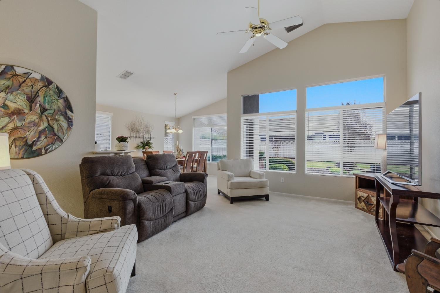 7532 Timberrose Way Roseville, CA 95747 - Photo 4 of 42