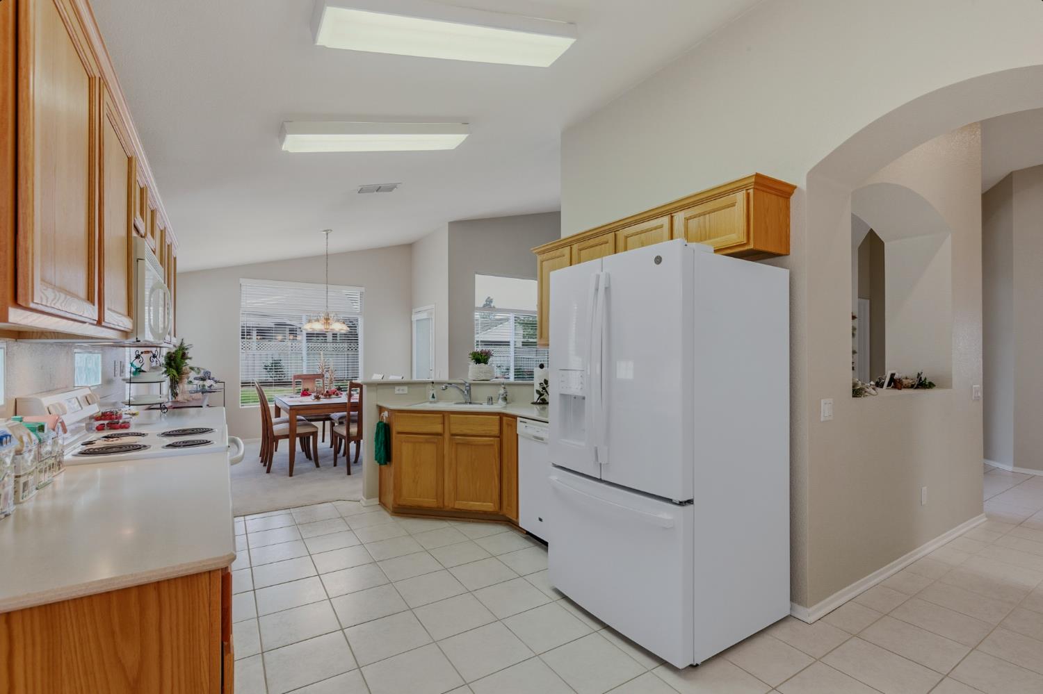 7532 Timberrose Way Roseville, CA 95747 - Photo 10 of 42