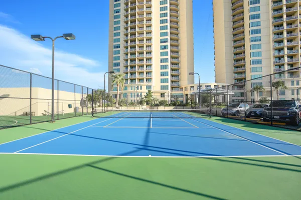 $925,000 | 801 East Beach Drive, Unit TW0908, Galveston, TX 77550