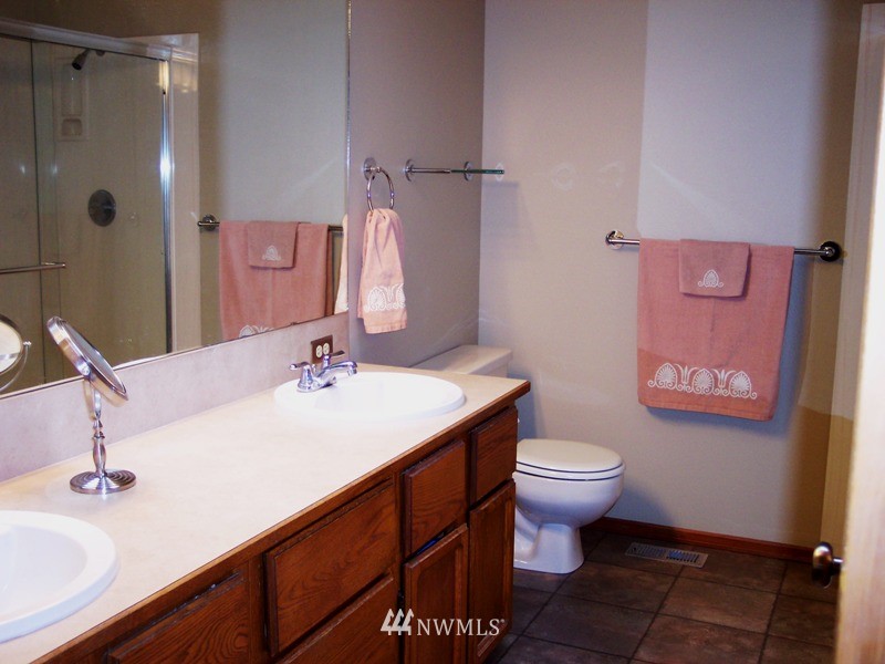 20021 3rd Drive Southeast Bothell, WA 98012 - Photo 10 of 14 Gallery Image 10
