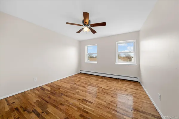 $2,950 | 410 Jericho Turnpike, Unit 3A, New Hyde Park, NY 11040