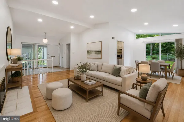 $6,000 | 6614 Melody Lane, Bethesda, MD 20817