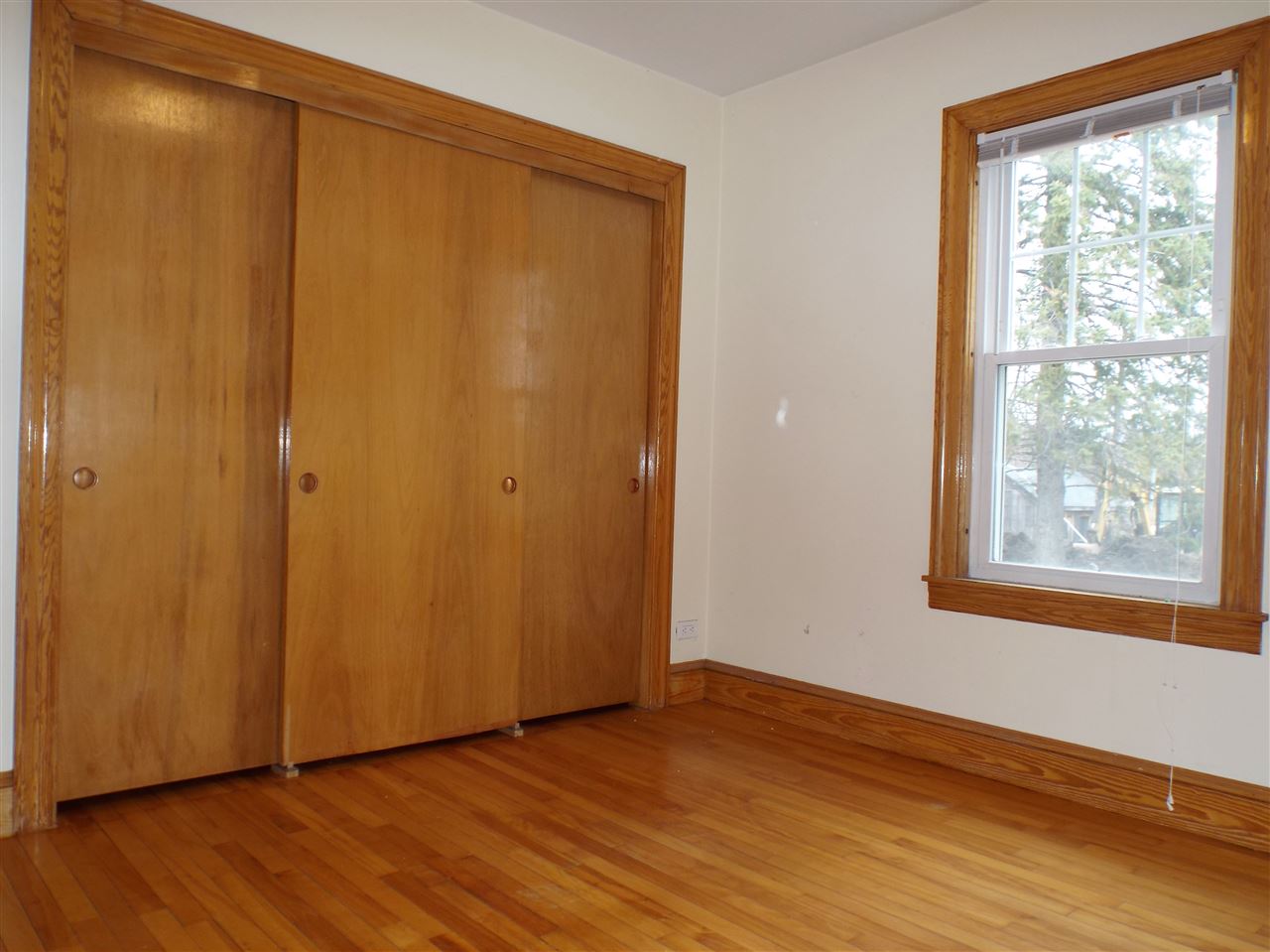 603 Calef Road Manchester, NH 03103 - Photo 8 of 18