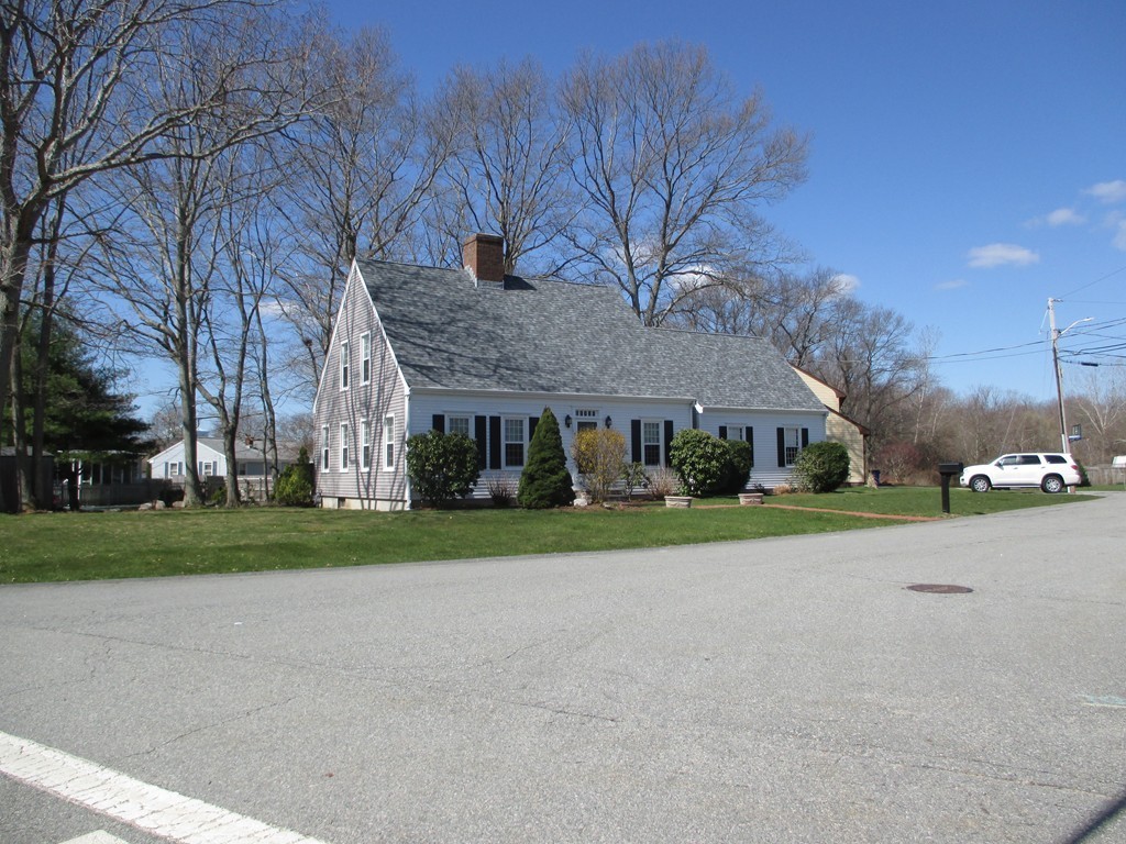 16 College Park Road Fall River, MA 02720 - Photo 26 of 30 Gallery Image 26