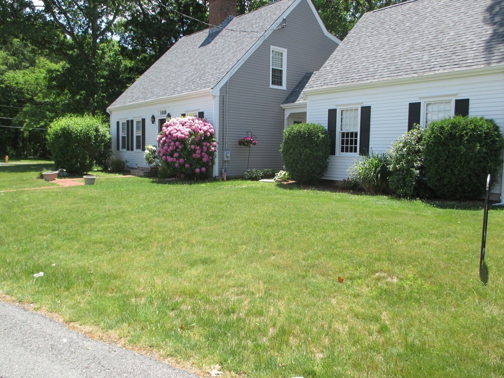 16 College Park Road Fall River, MA 02720 - Photo 4 of 30 Gallery Image 4