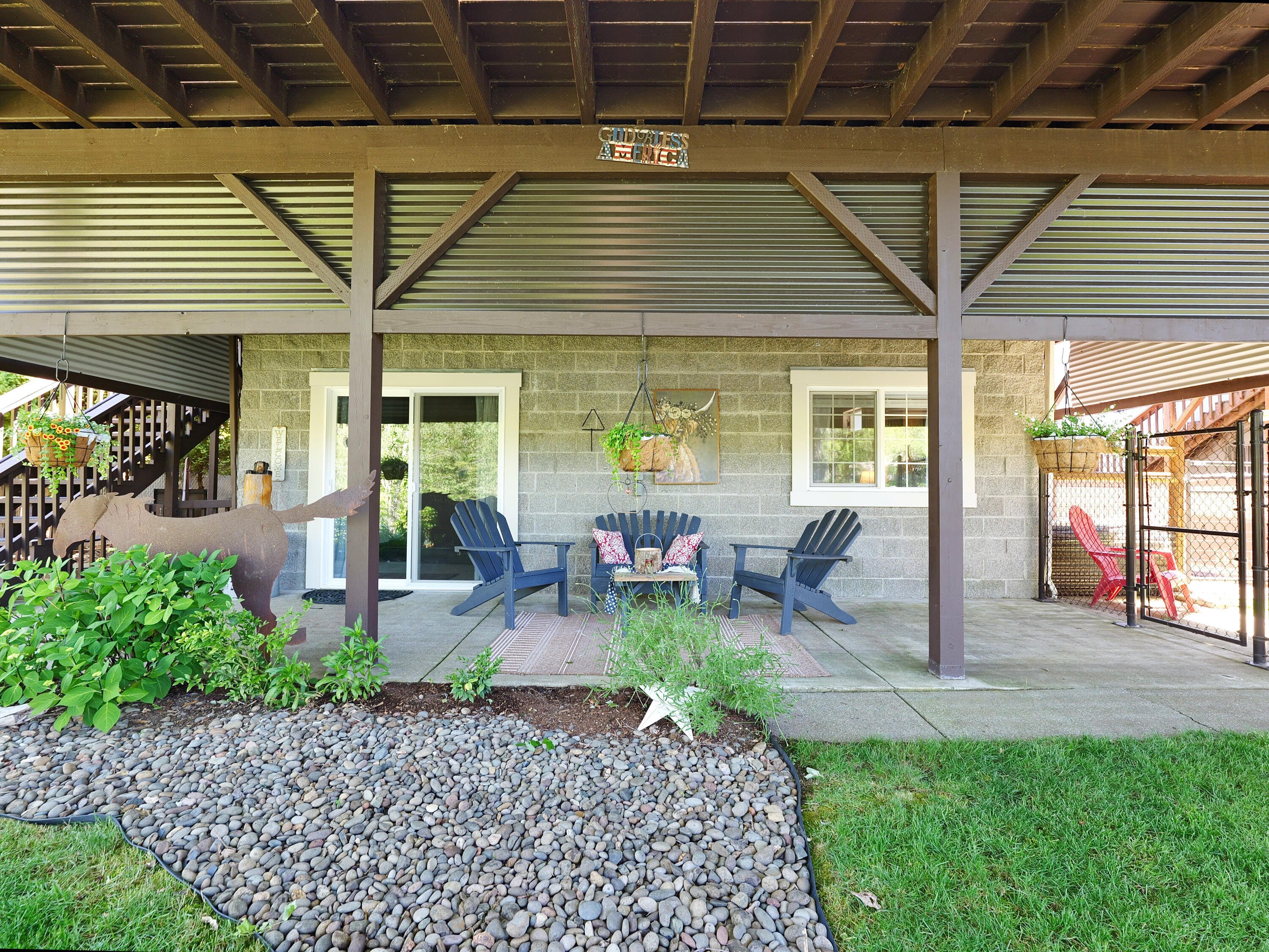 150 Castaline Place Shady Cove, OR 97539 - Photo 49 of 83 Patio Area