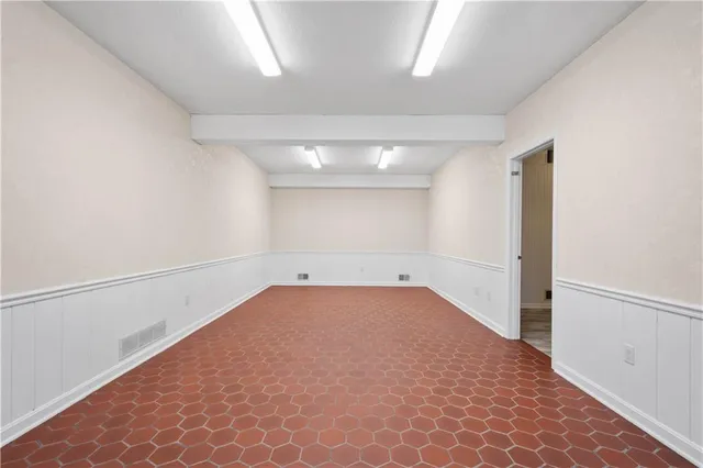 an empty room with a empty space