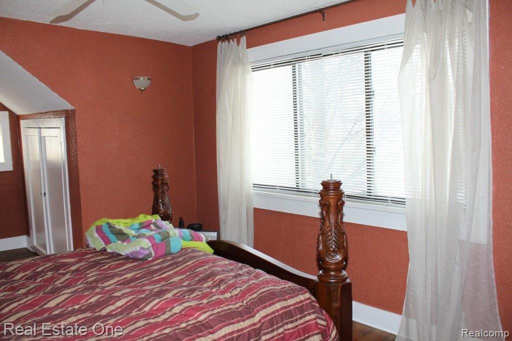 3016 Cumberland Road Berkley, MI 48072 - Photo 34 of 38 Gallery Image 34