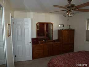 20463 Coachwood Road Riverview, MI 48193 - Photo 29 of 44 12.jpg