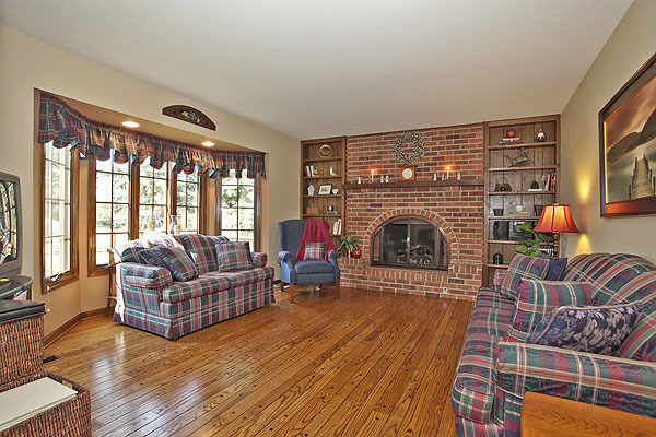 1424 Chestnut Ridge Drive Naperville, IL 60540 - Photo 13 of 25