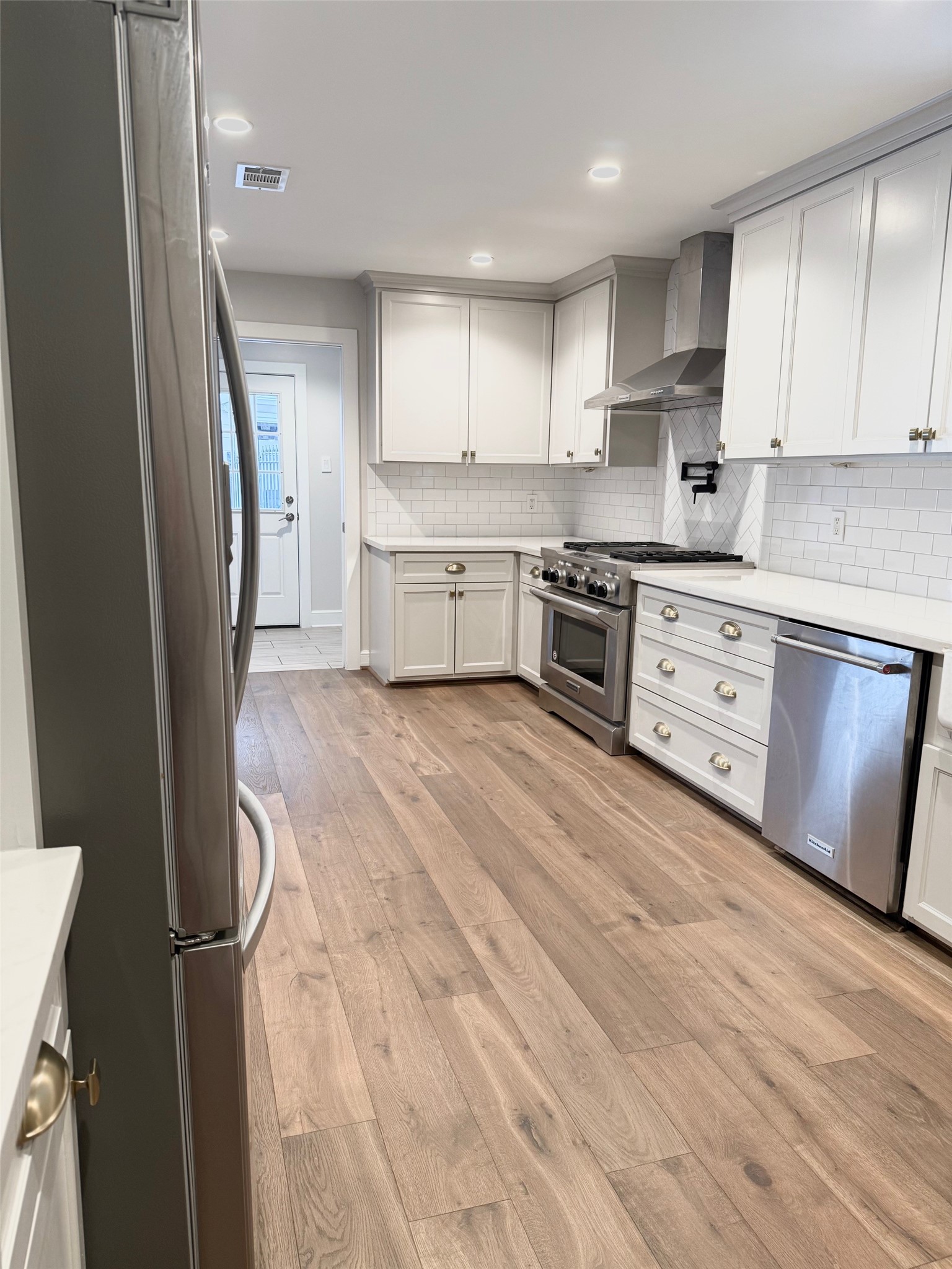 13610 Taylorcrest Road Houston, TX 77079 - Photo 5 of 22