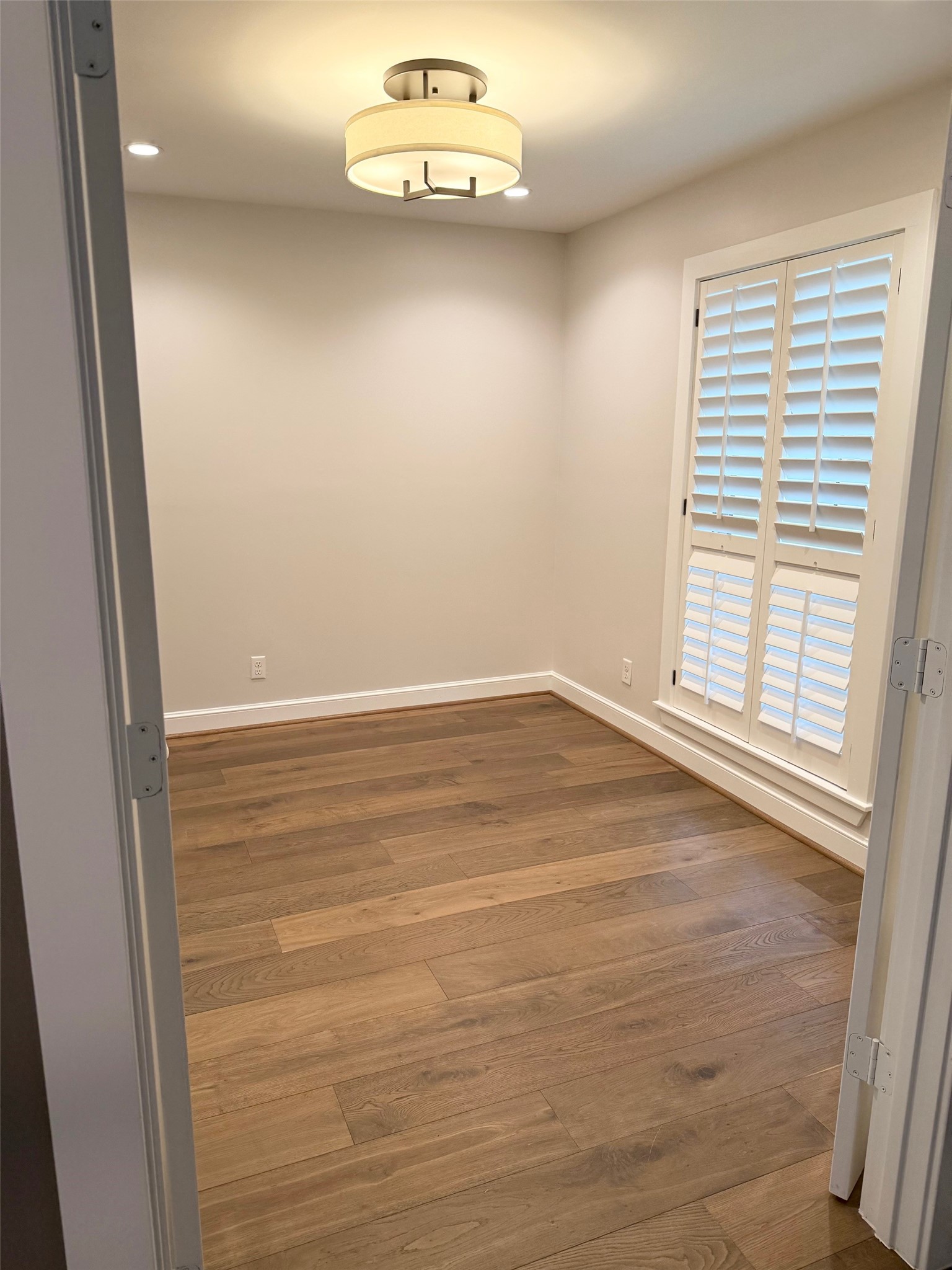 13610 Taylorcrest Road Houston, TX 77079 - Photo 7 of 22