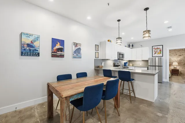 $365,000 | 315 Tremont Street, Unit 102, Galveston, TX 77550