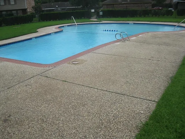 $138,000 | 6845 Chasewood Drive, Missouri City, TX 77489