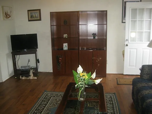 $138,000 | 6845 Chasewood Drive, Missouri City, TX 77489