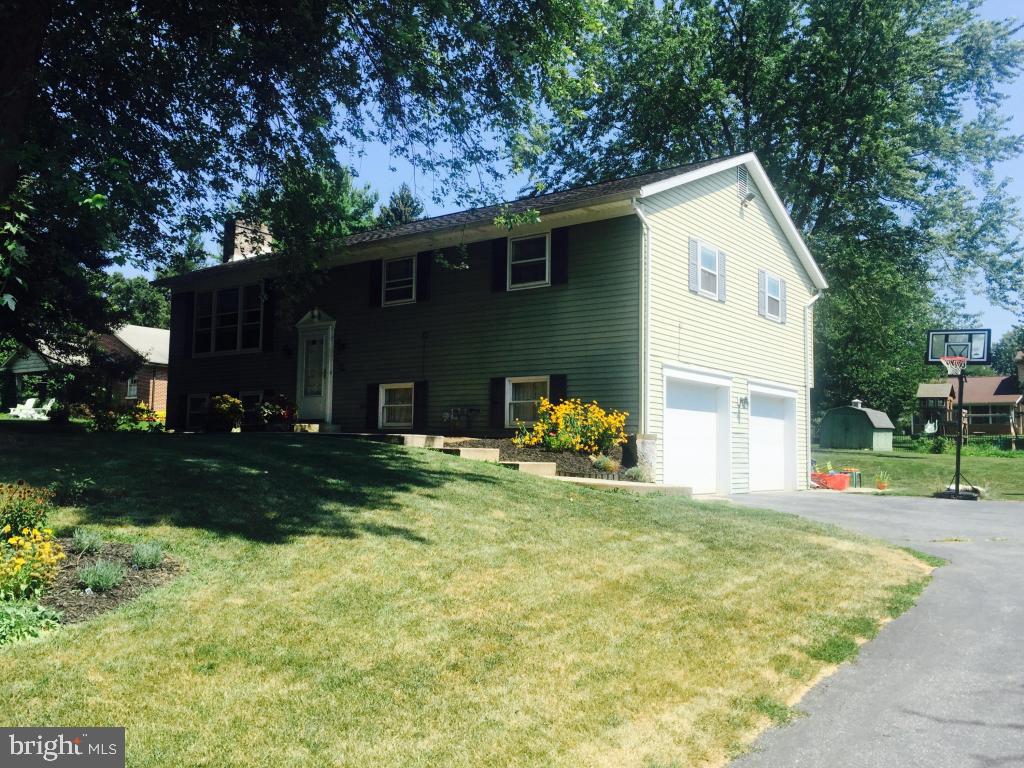 569 Millcross Road Lancaster, PA 17601 - Photo 1 of 20