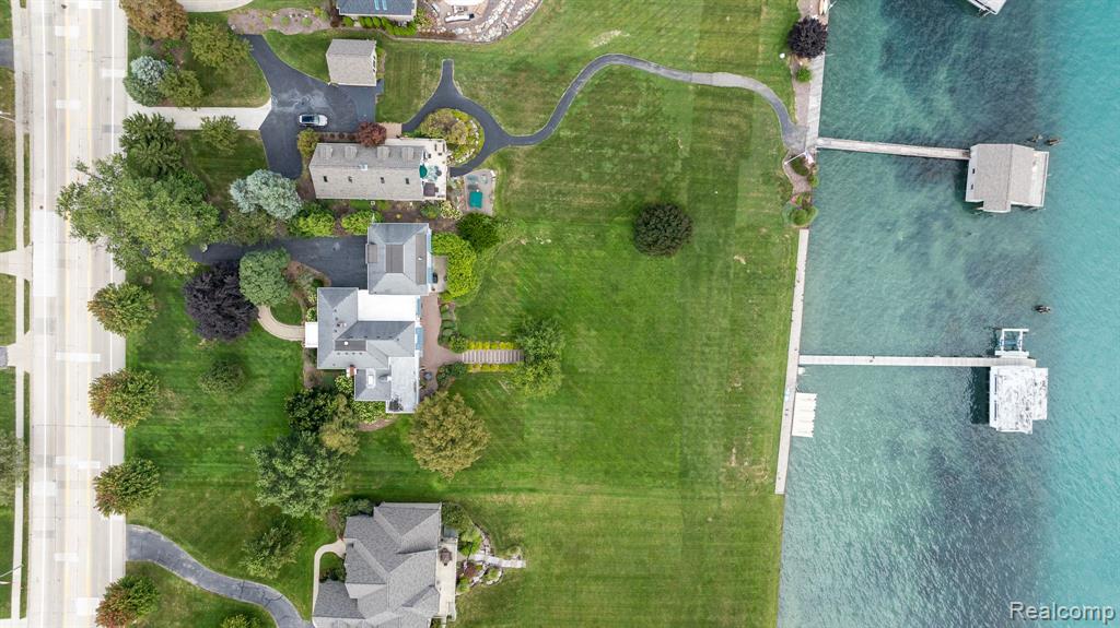 1012 North Riverside Avenue St. Clair, MI 48079 - Photo 34 of 93 Gallery Image 34