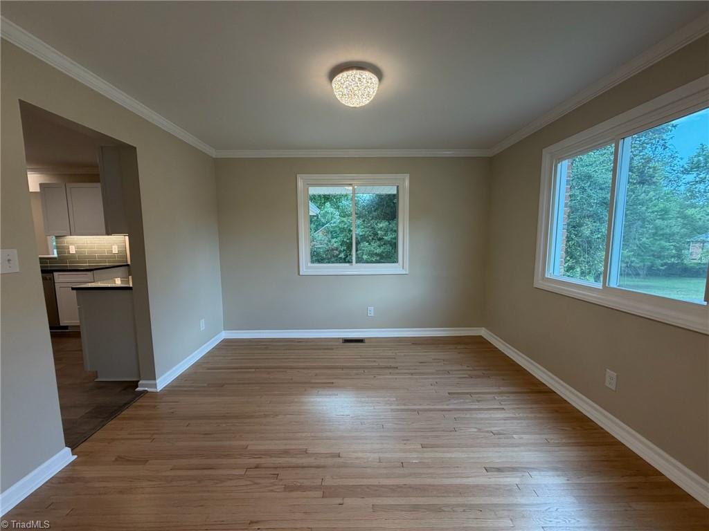 2701 Tudor Road Winston-Salem, NC 27106 - Photo 7 of 31