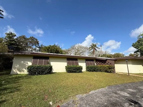 $4,500 | 11820 Southwest 69th Court, Pinecrest, FL 33156