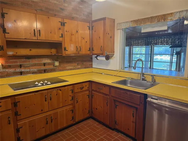 $4,500 | 11820 Southwest 69th Court, Pinecrest, FL 33156