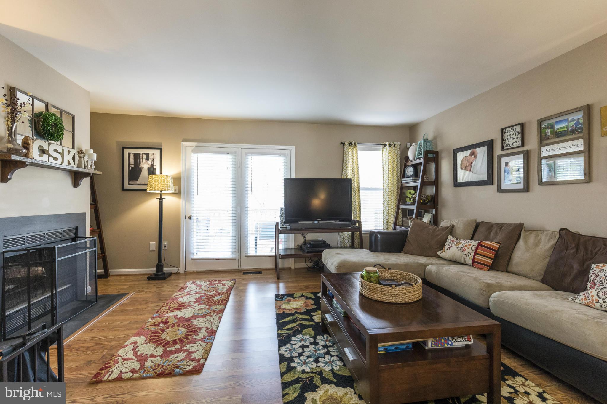 6310 Over See Court Springfield, VA 22152 - Photo 11 of 30 Spacious Townhouse Family Room