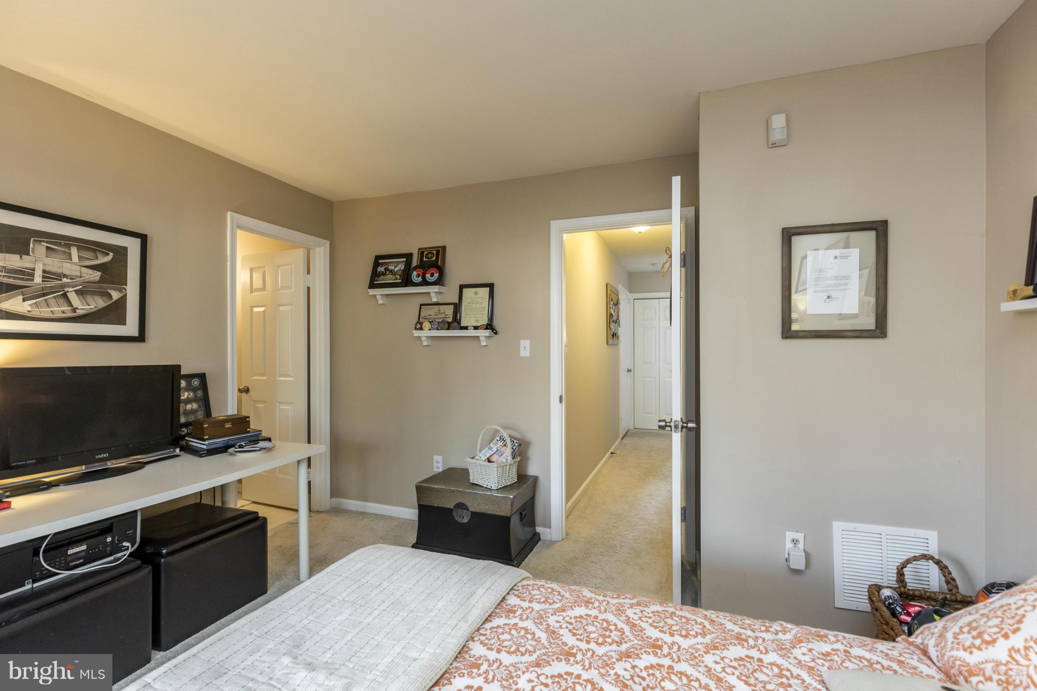 6310 Over See Court Springfield, VA 22152 - Photo 26 of 30 Bedroom 3