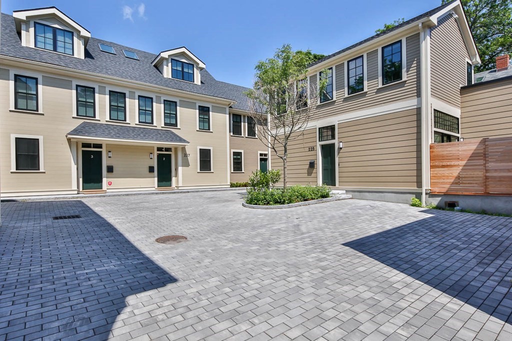 227 Concord Avenue, Unit 1, Cambridge, MA 02138 Compass
