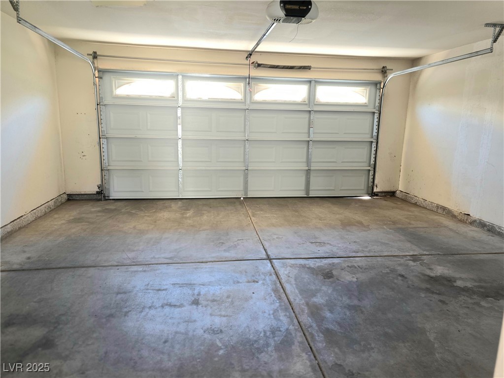 1851 Hillpointe Road, Unit 1023 Henderson, NV 89074 - Photo 15 of 15 2 car garage