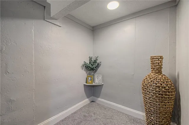 $195,000 | 10912 Mckinley Drive, Kansas City, MO 64134