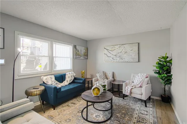 $195,000 | 10912 Mckinley Drive, Kansas City, MO 64134