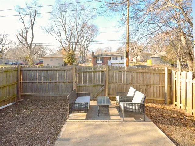 $195,000 | 10912 Mckinley Drive, Kansas City, MO 64134