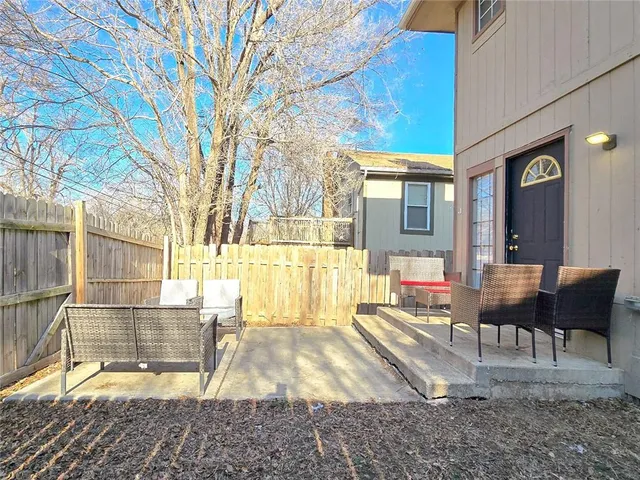 $195,000 | 10912 Mckinley Drive, Kansas City, MO 64134