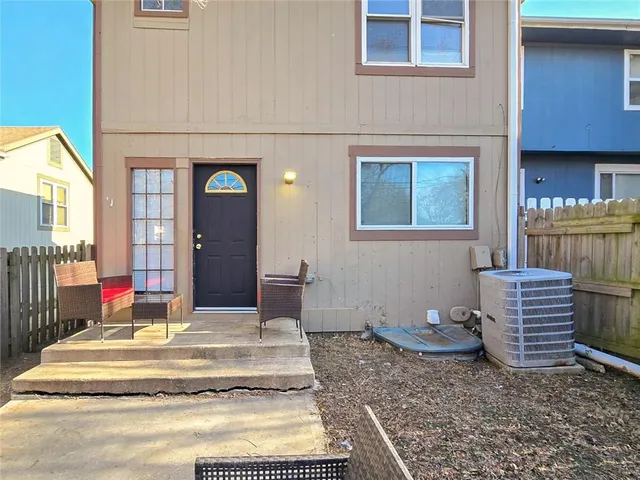$195,000 | 10912 Mckinley Drive, Kansas City, MO 64134