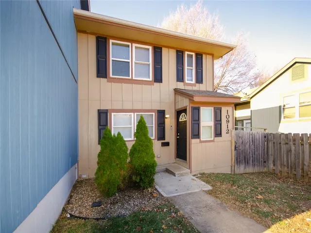 $195,000 | 10912 Mckinley Drive, Kansas City, MO 64134