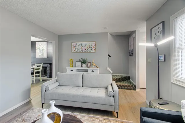 $195,000 | 10912 Mckinley Drive, Kansas City, MO 64134