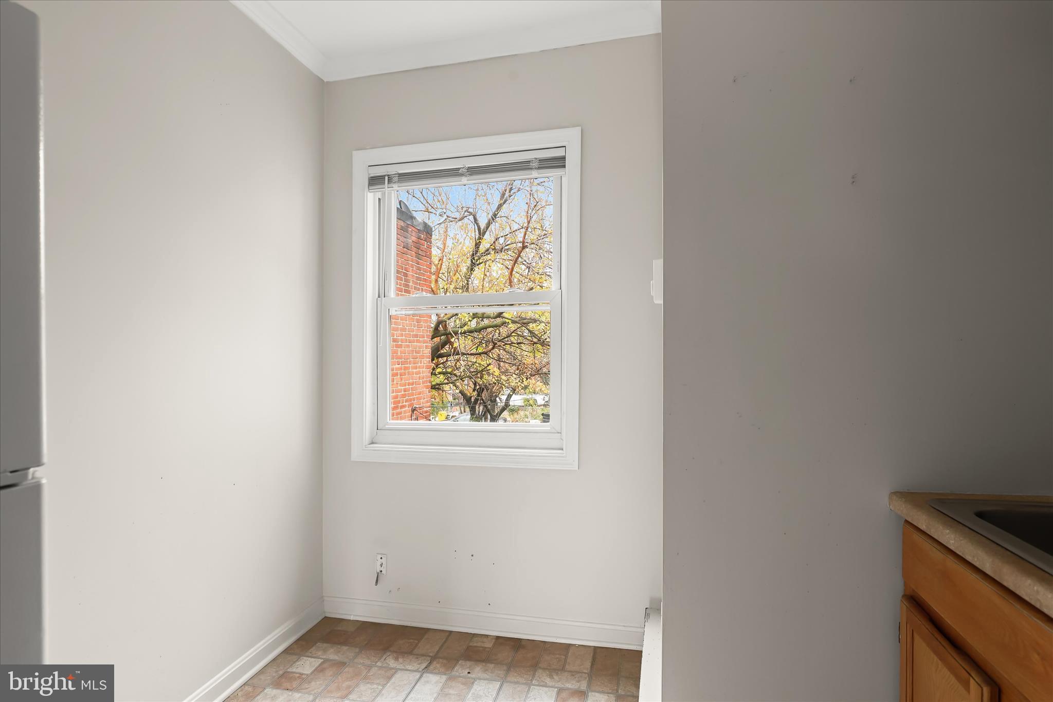3511 6th Street Baltimore, MD 21225 - Photo 21 of 31 Upper Unit Kitchen