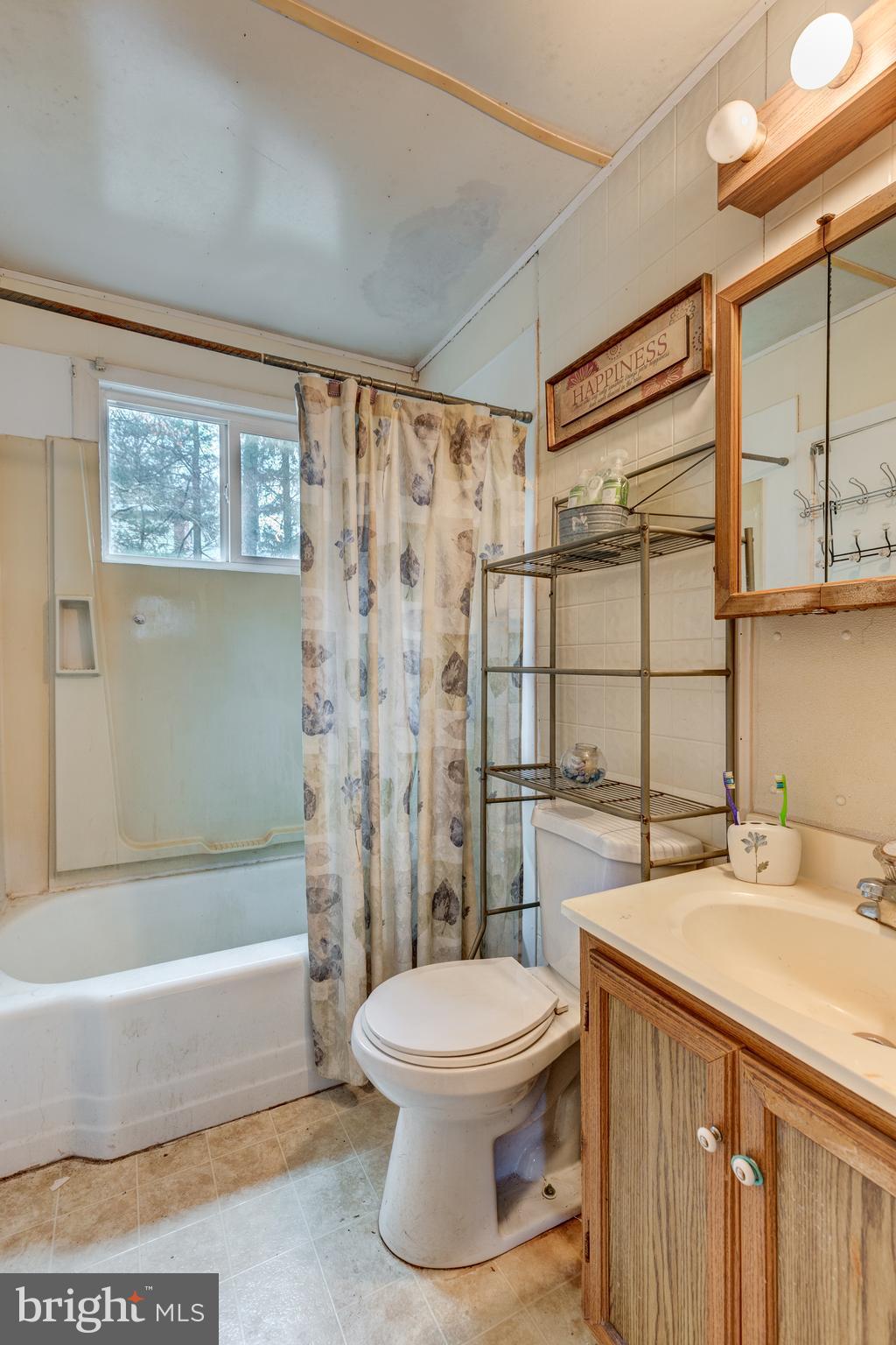 3553 Gamber Road Finksburg, MD 21048 - Photo 24 of 39 Full Bathroom - Main Level