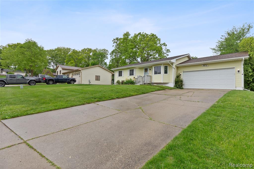2413 Highfield Road Waterford, MI 48329 - Photo 26 of 26 Gallery Image 26