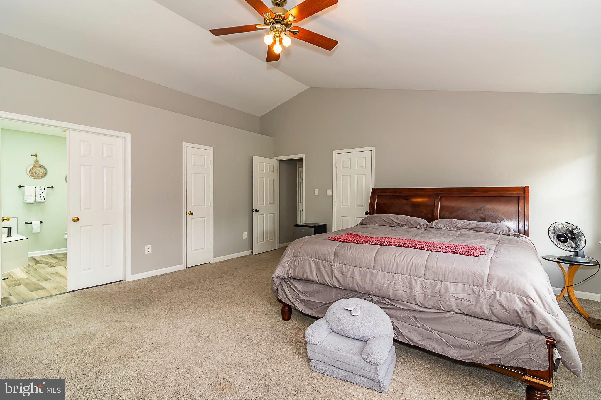 15521 Wheatfield Road Woodbridge, VA 22193 - Photo 24 of 39 Primary bedroom