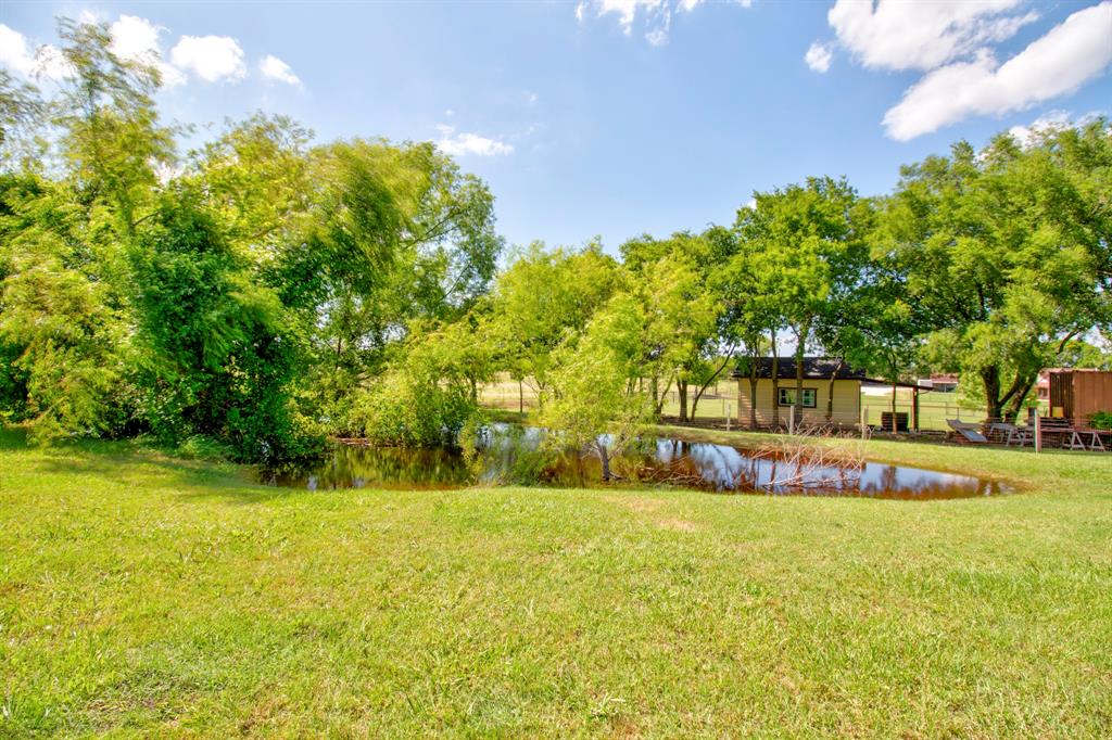 21921 Quail Run Road Sanger, TX 76266 - Photo 34 of 37
