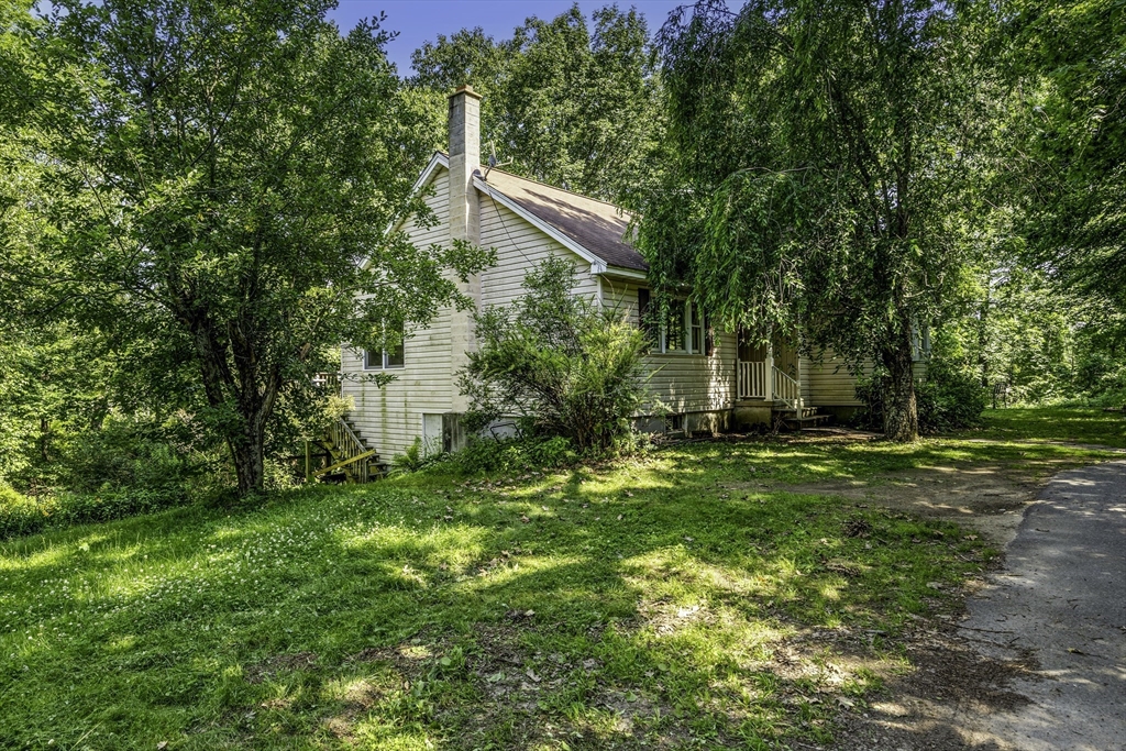 800 Town Farm Road Warren, MA 01083 - Photo 5 of 35