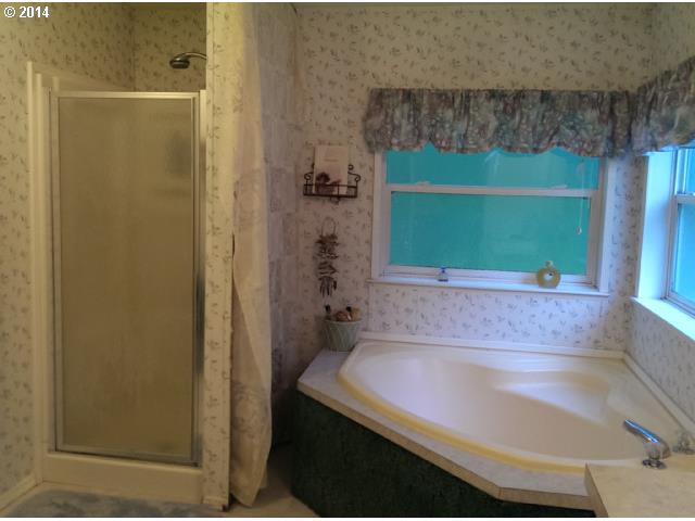 81282 Bear Road Seaside, OR 97138 - Photo 12 of 16 Gallery Image 12