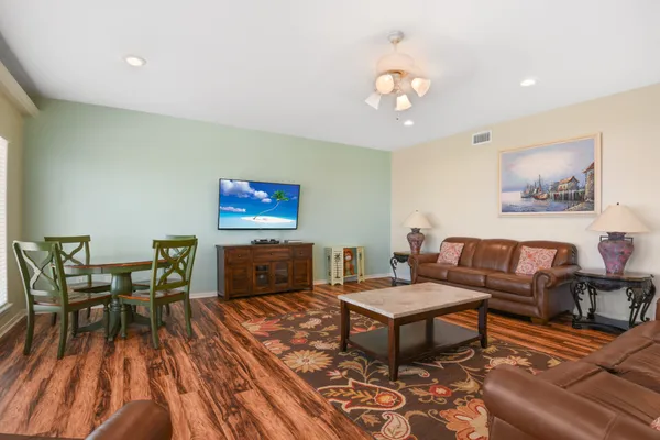 $995,000 | 2438 Bluewater Highway, Surfside Beach, TX 77541