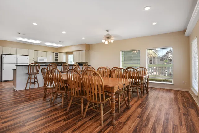 $995,000 | 2438 Bluewater Highway, Surfside Beach, TX 77541