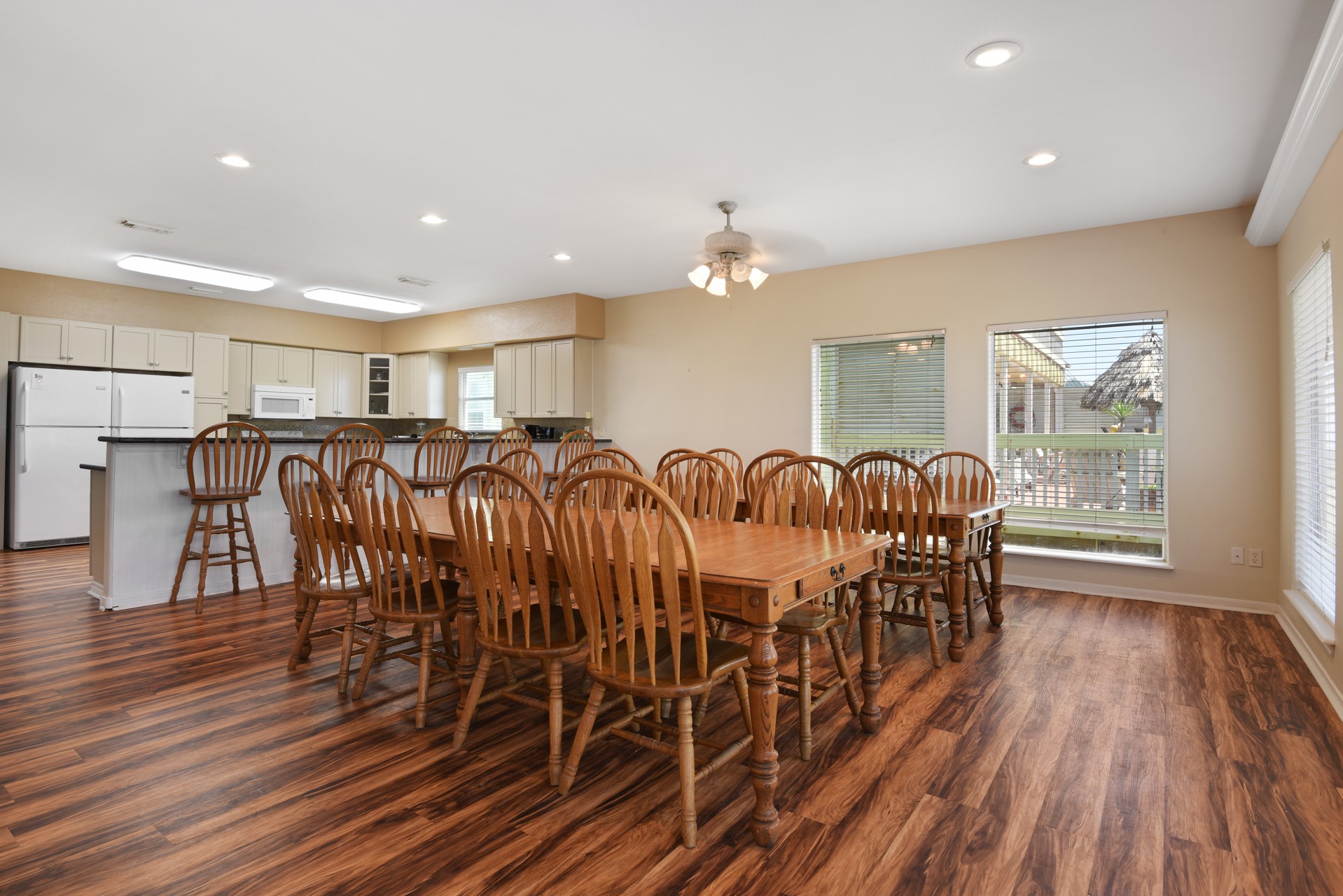 2438 Bluewater Highway Surfside Beach, TX 77541 - Photo 9 of 31