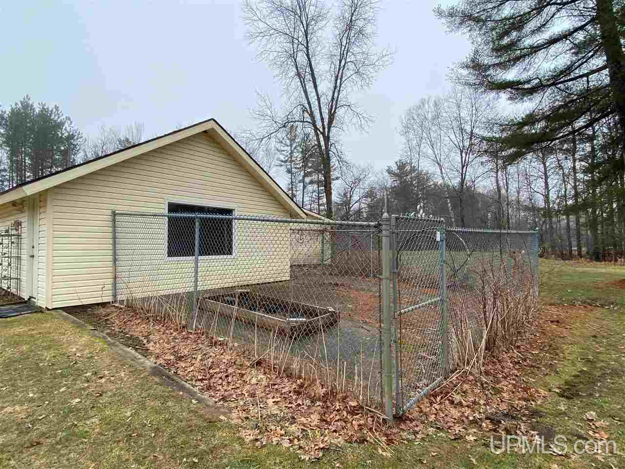 5390 12th Road Escanaba, MI 49829 - Photo 29 of 34