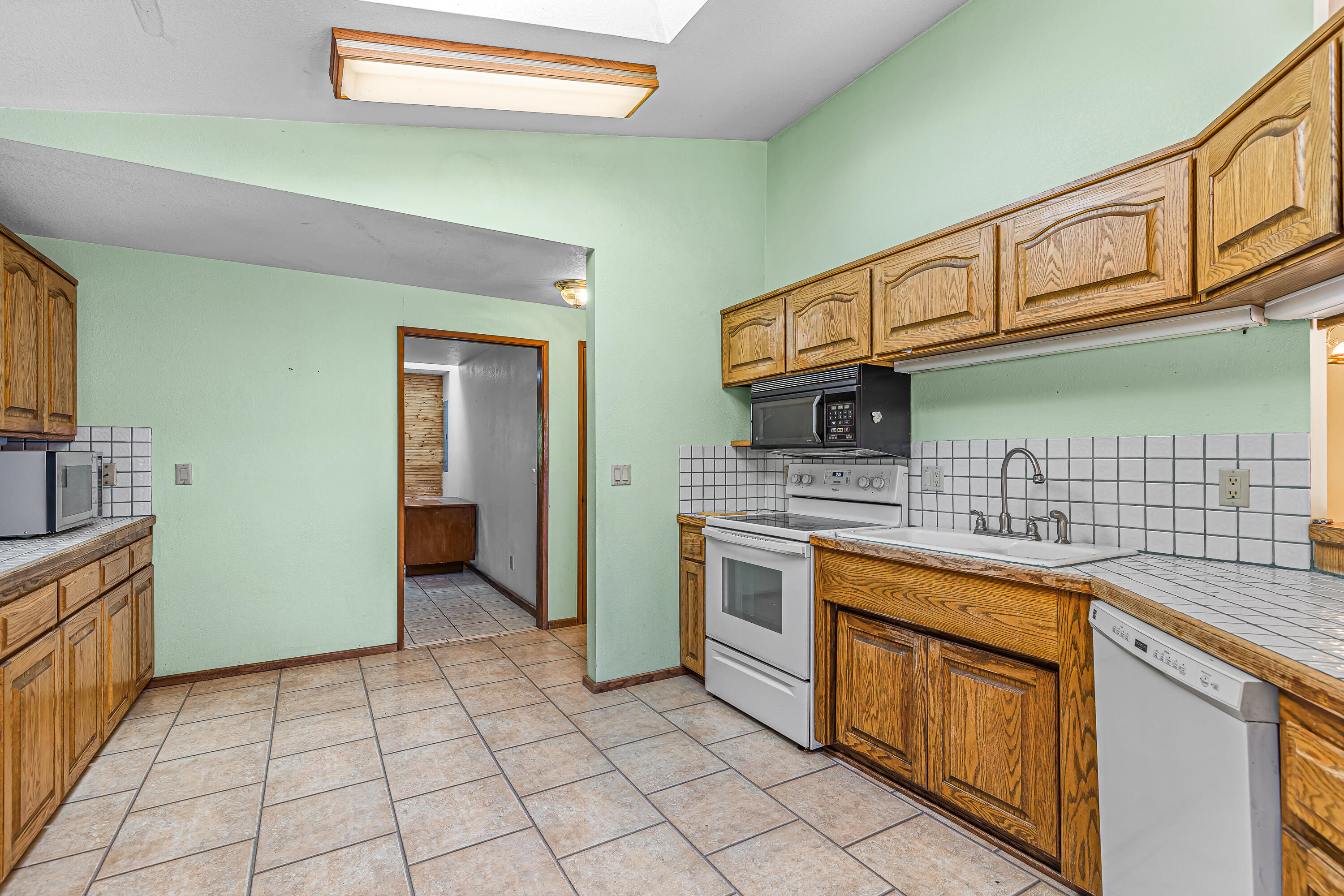 1306 Lewis Road Prospect, OR 97536 - Photo 9 of 66 9R9A9773